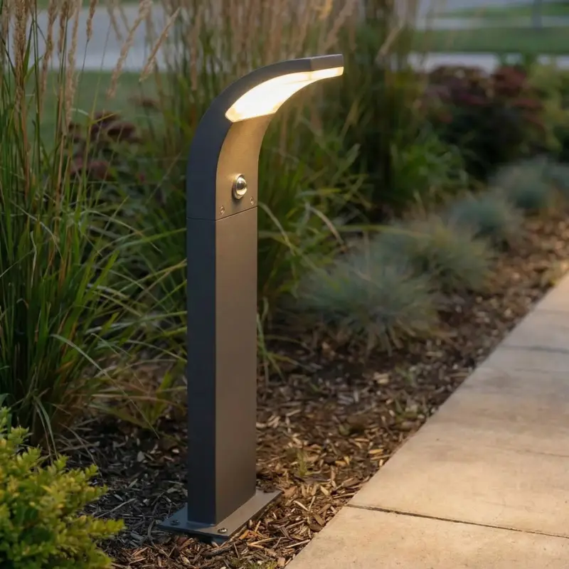 Rabatter Lucande Timm LED-vägglampa, sensor, 60 cm, antracit, IP54