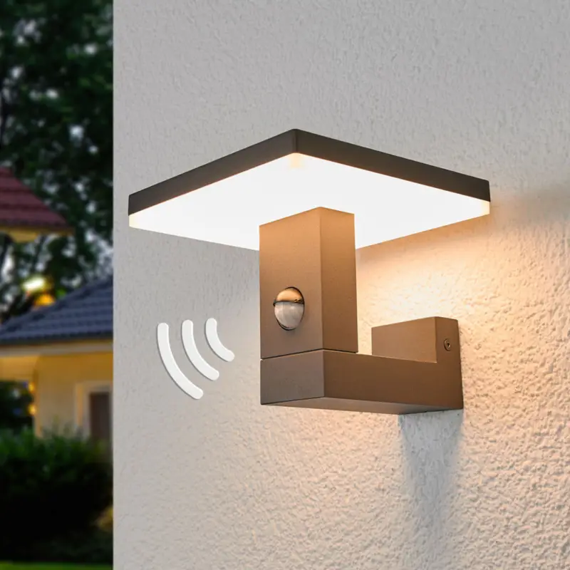 Lucande LED-utomhusvägglampa Olesia, 15 cm, sensor, IP54 Handla nu