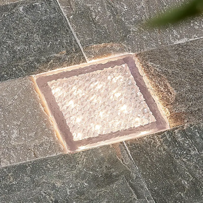 Prios LED-golvinbyggnadslampa Ewgenie, 10 cm, transparent Populär
