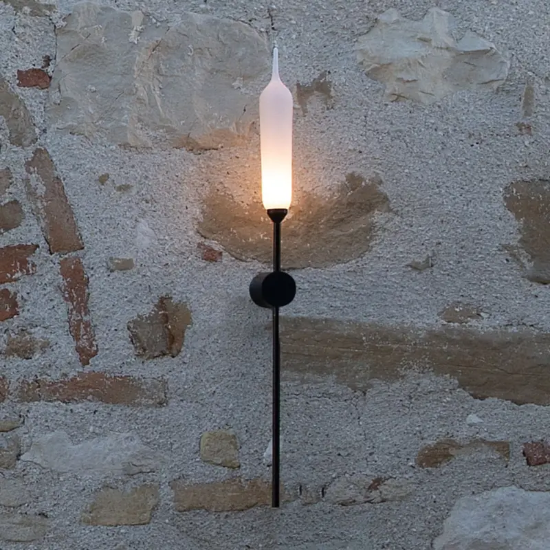 I lager Karman Nilo LED-utomhusvägglampa, IP44