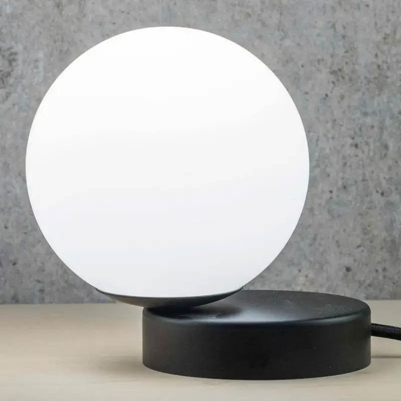 Bordslampa Lumi rund svart Beställ idag