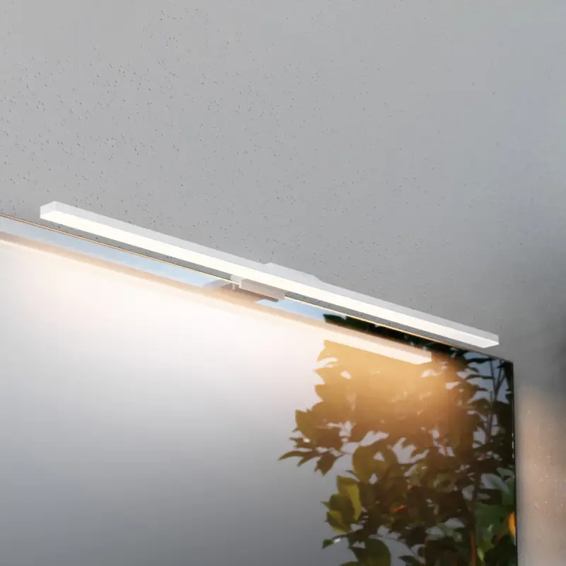 Kundfavorit LED-spegellampa Triga, IP44, vit, 60cm, 4 000K