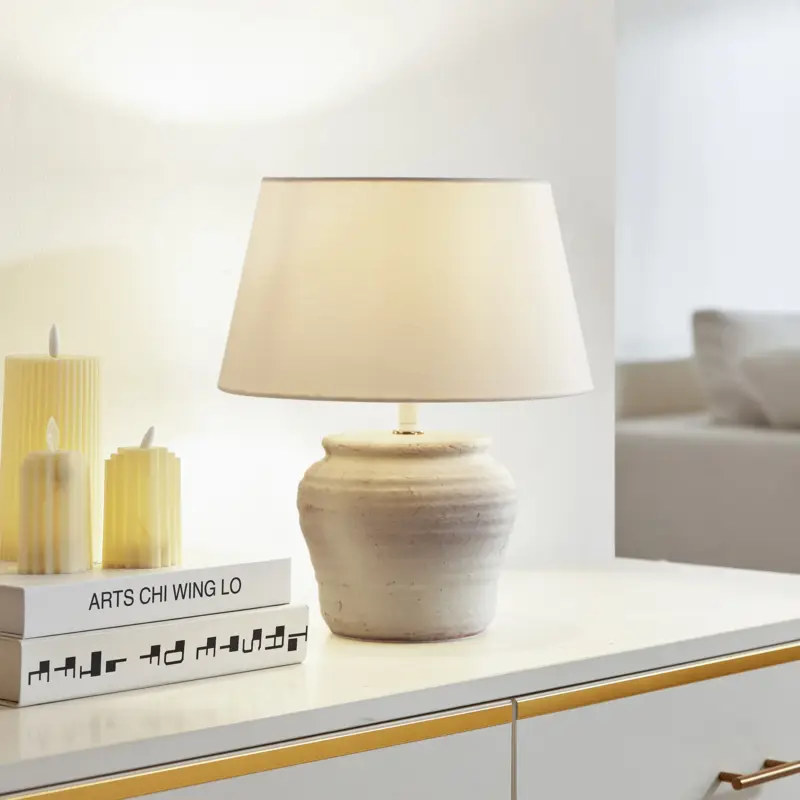 Nyhet Lindby bordslampa Aelith, Ø 30 cm, vit, keramik, E27