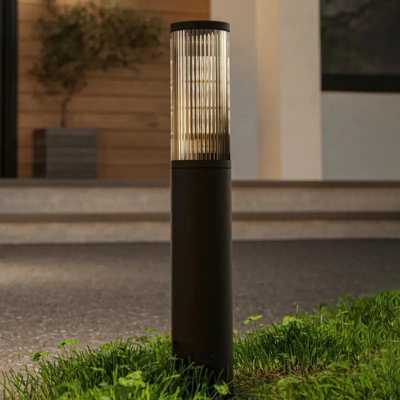 Salle sockellampa, höjd 46,5 cm, svart, aluminium Begränsat antal