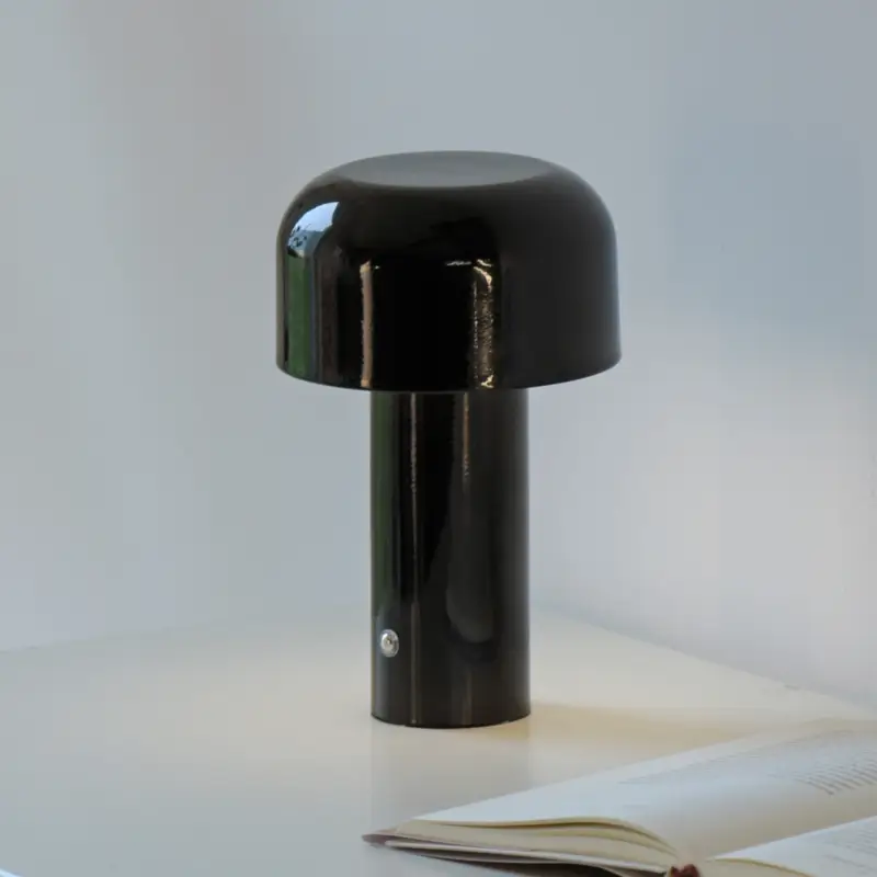 Fynd JUST LIGHT. Agnes LED-bordslampa, svart, järn, CCT