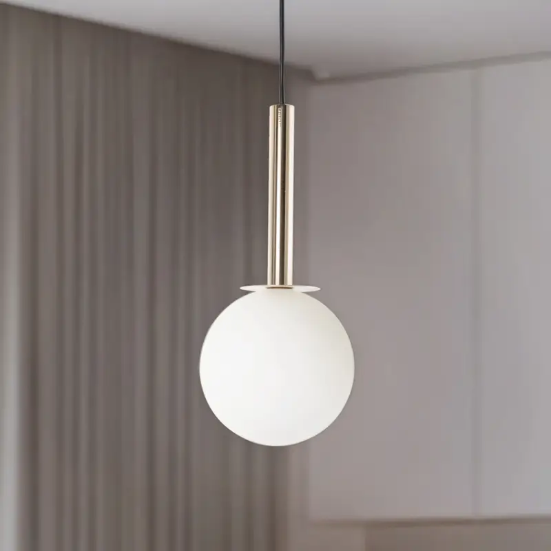 I lager Hänglampa Daisy, 1 lampa, guld/vit/svart, glas