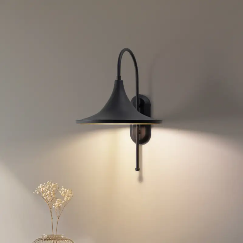 Enjolino vägglampa, svart, höjd 48 cm, metall, E27 Säker betalning