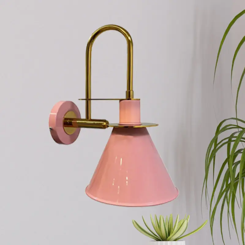 Utförsäljning Vägglampa Ramsay, rosa/guld, höjd 35 cm, metall